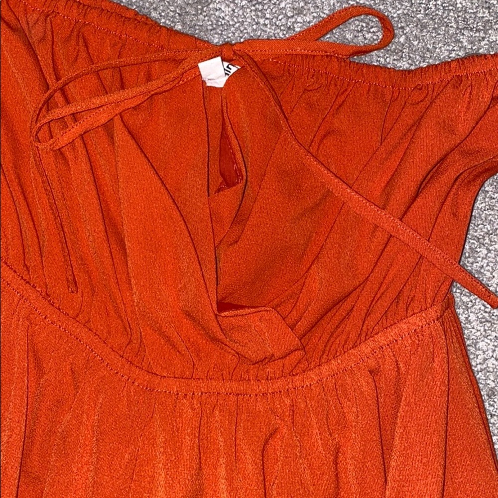 Off the Shoulder Romper - Picture 3 of 4